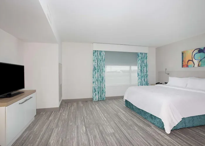 Hilton Garden Inn Omaha Aksarben Village